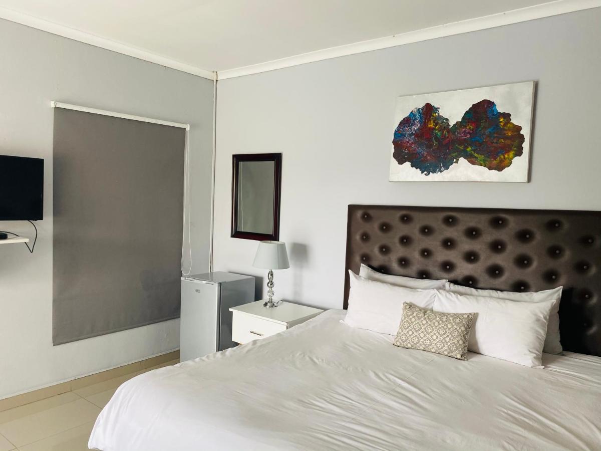 Infinity Bnb Gaborone Exterior photo