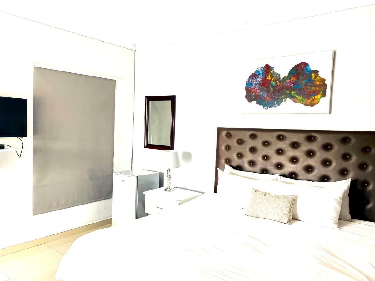 Infinity Bnb Gaborone Exterior photo